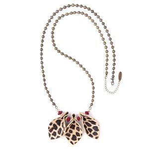 NWT Plunder Rosalynn Necklace